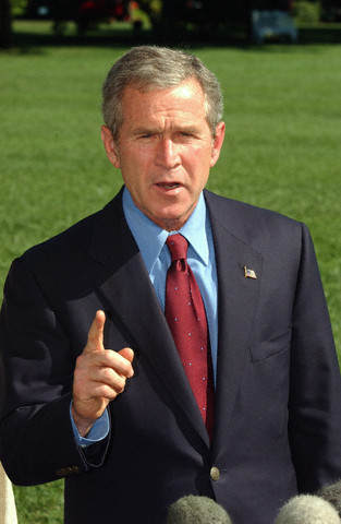 President Bush Comments Upon Return to White House