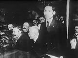 Ho Chi Minh addresses Frech Communists, 1920