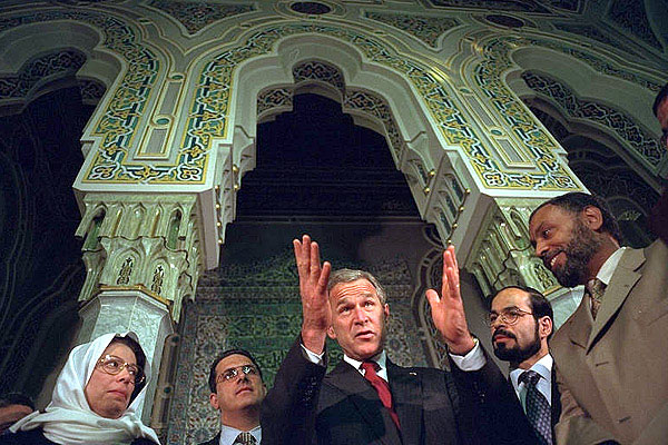 President Bush Visits Islamic Center