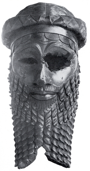 Bronze head of a king, most likely Sargon of Akkad but possibly Naram-Sin. Unearthed in Nineveh (now in Iraq). In the Iraqi Museum, Baghdad. Public domain, via Wikimedia Commons
