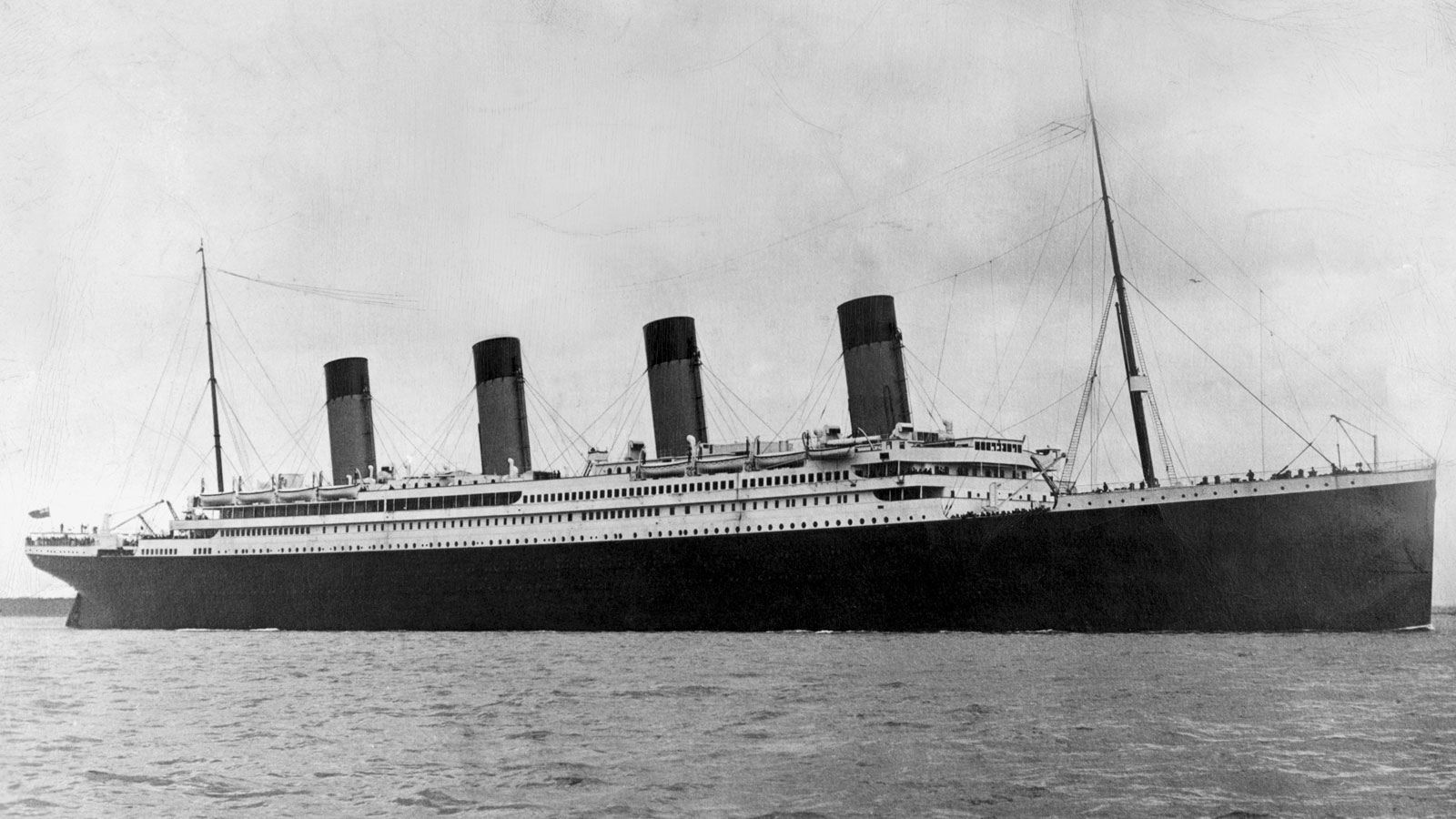 The 160-Minute Race to Save the Titanic